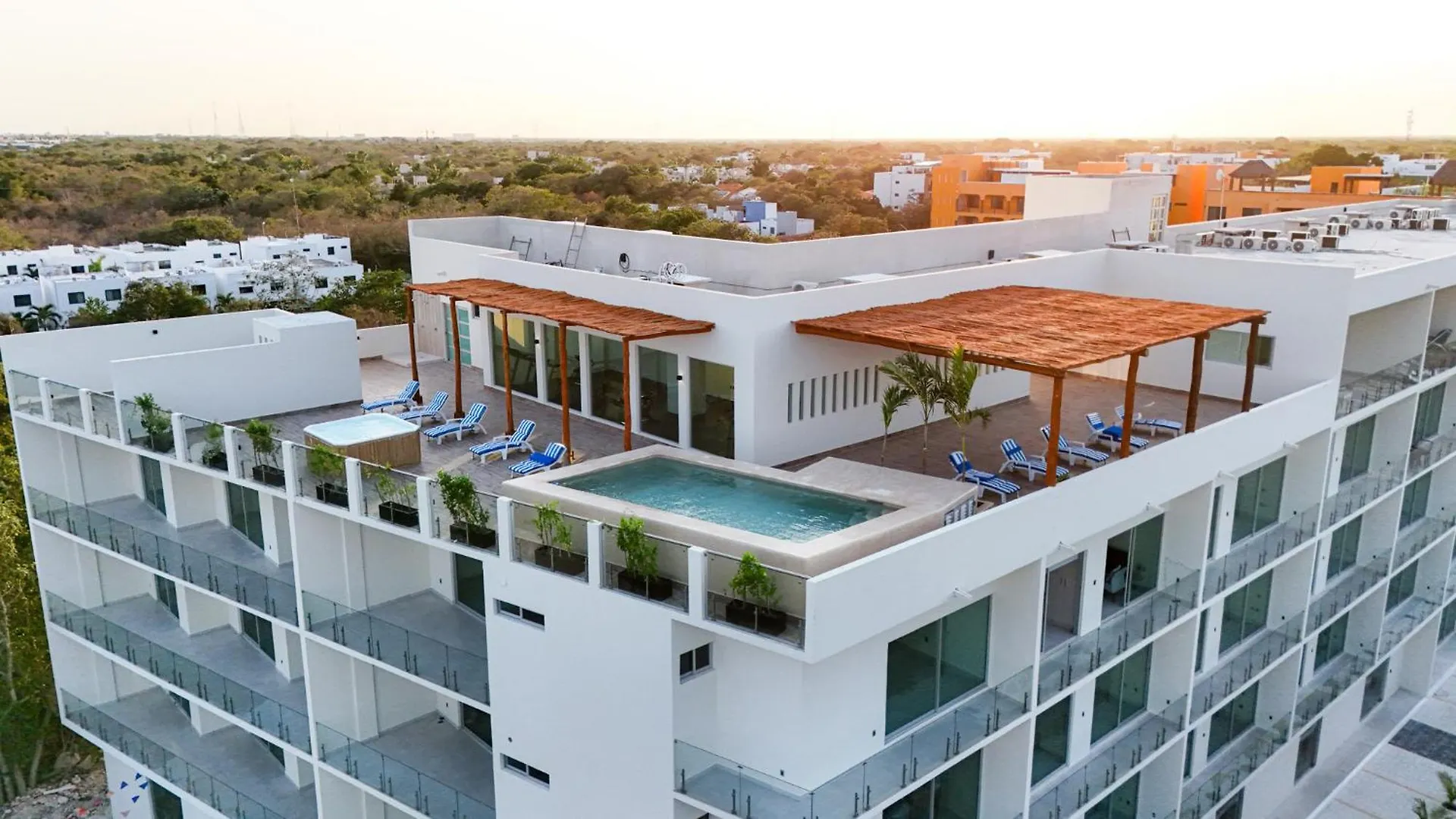 Penthouse With Jungle View Terrace Gym Pool Hottub Villa Playa del Carmen Mexico